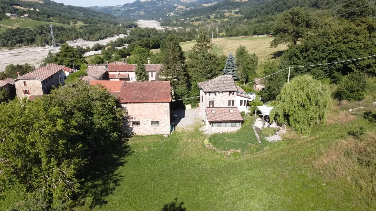 Le Masiere — veduta aerea del borgo